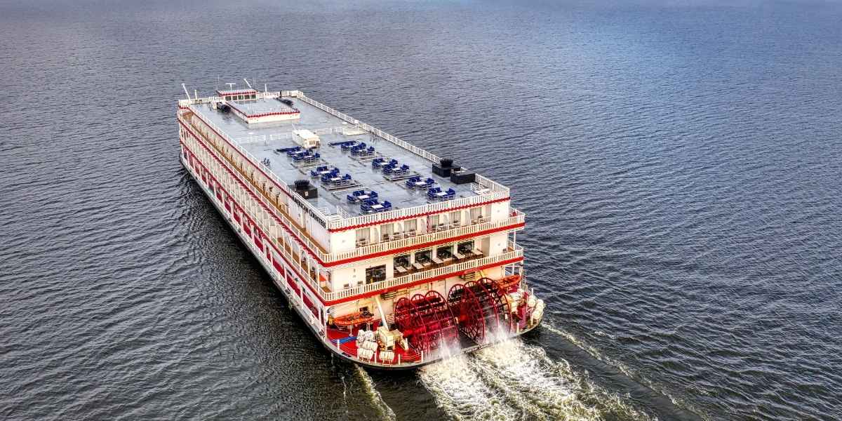 un ferry entre les îles guide